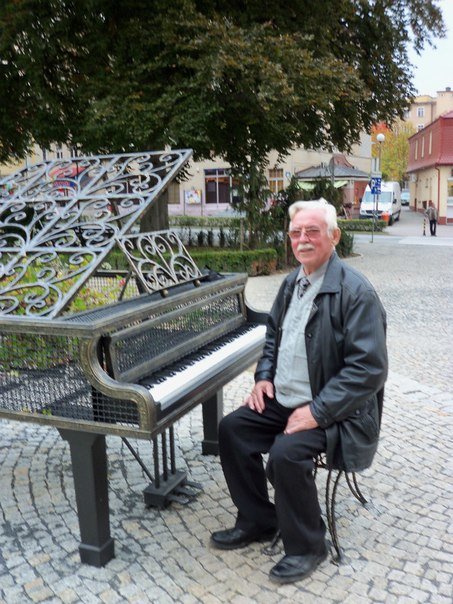 1375073000_ytbgogq8tle