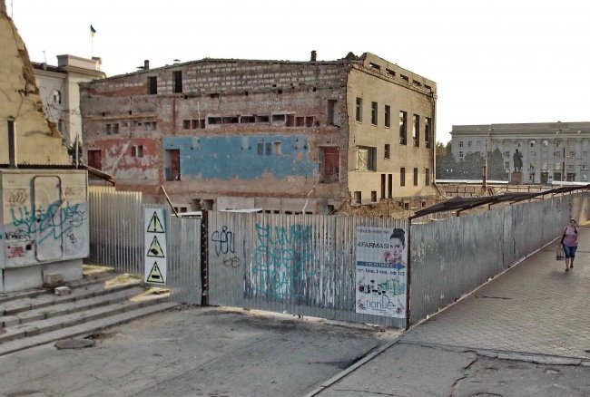 1377005987_kinoteatr-ukraina