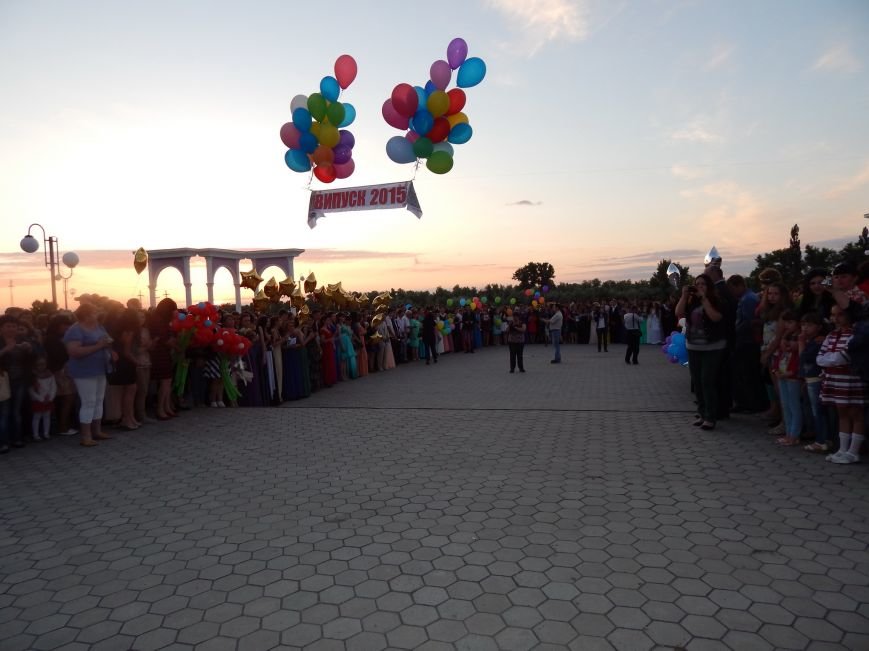 Загальноміське свято випускників 2015 у Голій Пристані (фото) - фото 4