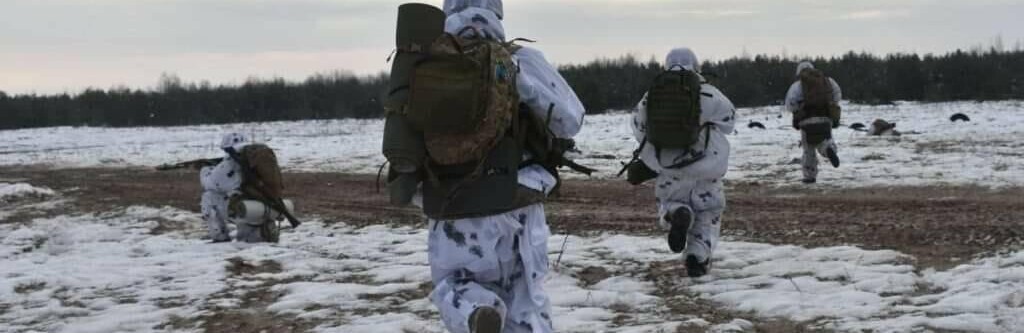 Підрозділи ракетних військ і артилерії Сил оборони України уразили 9 пунктів управління, 17 районів зосередження особового складу та 2 склади боєприпасів окупантів, - Генштаб 