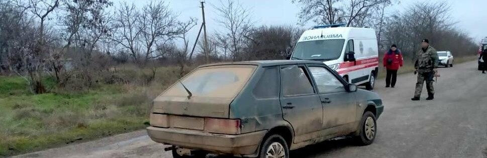 На Херсонщині поліцейські врятували поранених під час рашистського обстрілу людей, - ФОТО