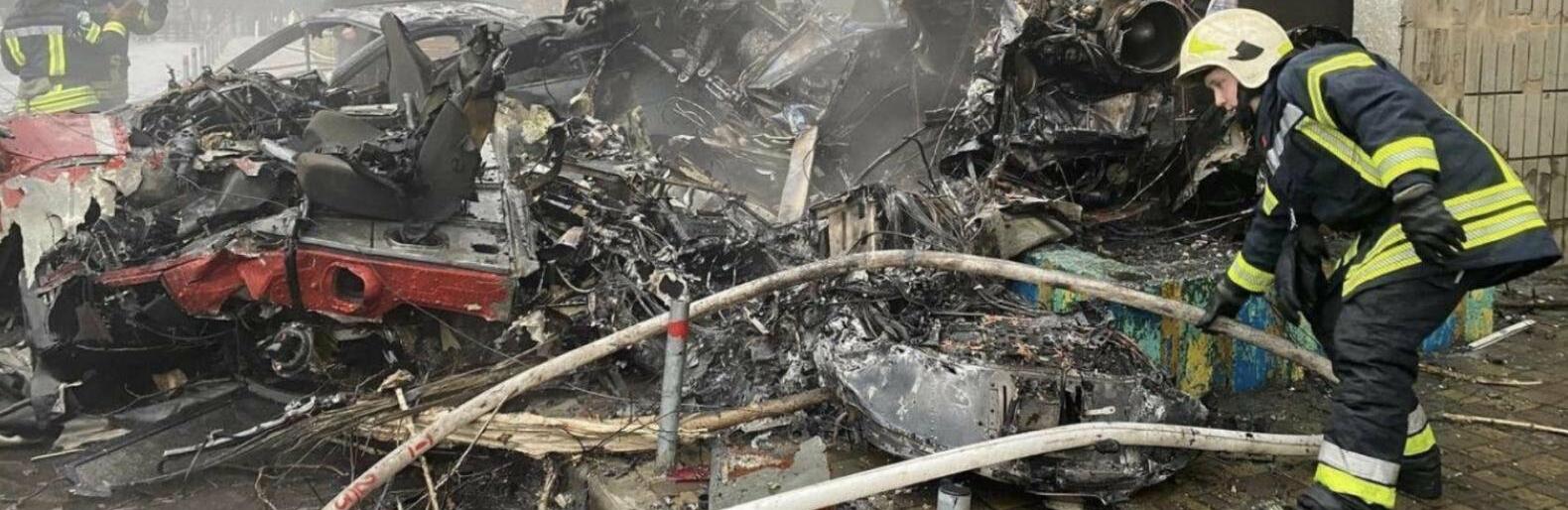 СБУ розпочала розслідування за фактом падіння гелікоптера, на борту якого знаходились керівники МВС