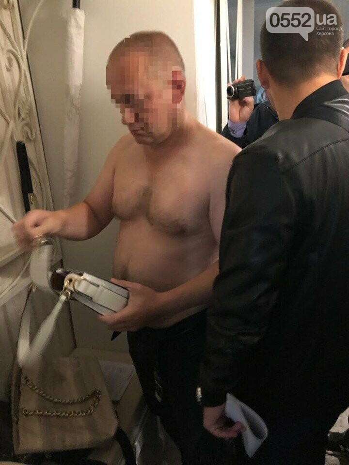 На Херсонщине поймали банду «черных регистраторов» причаст..., фото-9 На Херсонщине поймали банду «черных регистраторов» причастных к хищениям на 1,5 миллиарда гривен, фото-9