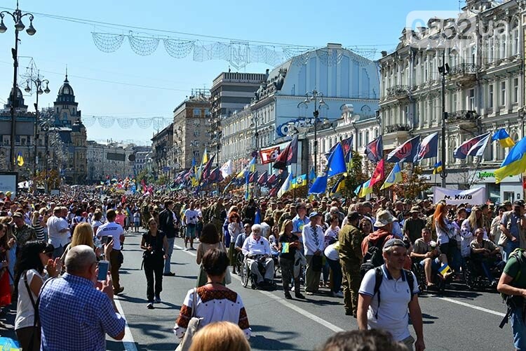 Военнослужащие Херсонщины прошлись колонной в Марше ветеран..., фото-4 Военнослужащие Херсонщины прошлись колонной в Марше ветеранов по главной улице Киева, фото-4