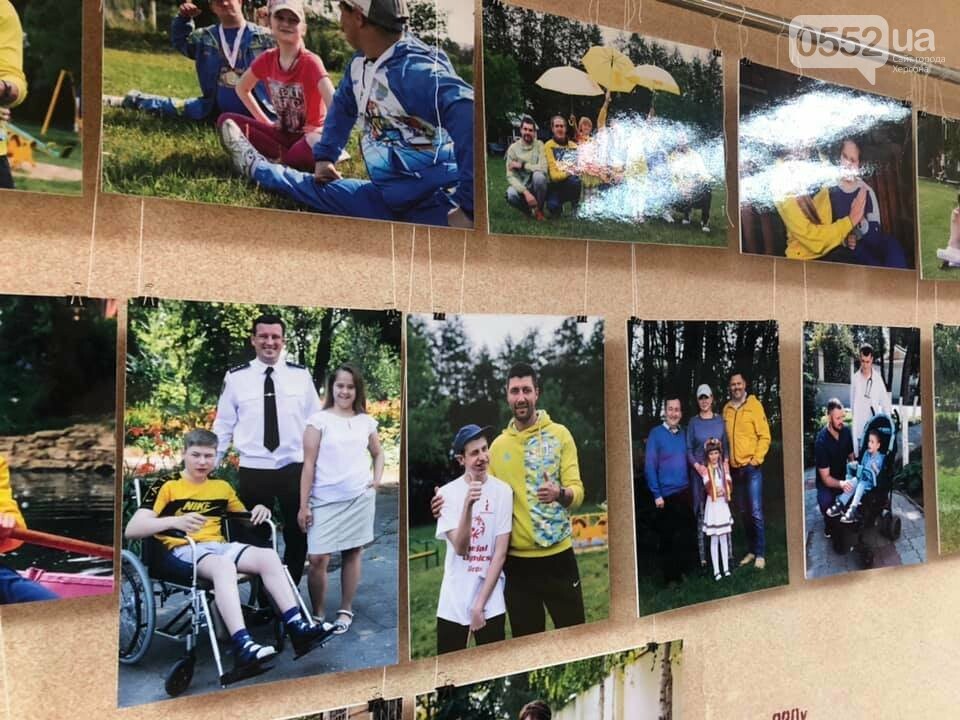 Фотовиставка “Ті, що надихають” у Херсонській міськраді, фото-2 Фотовиставка “Ті, що надихають” у Херсонській міськраді, фото-2