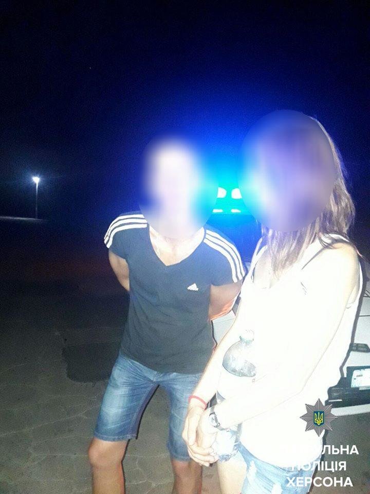 Патрульні затримали двох чоловіків, які можуть бути причетн..., фото-1 Патрульні затримали двох чоловіків, які можуть бути причетними до нанесення тілесних ушкоджень, фото-1