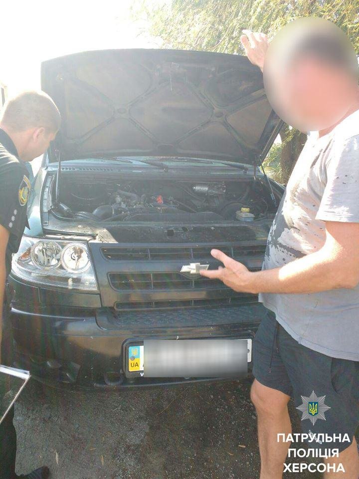 Патрульні виявили автомобіль, що перебував у розшуку, фото-2 Патрульні виявили автомобіль, що перебував у розшуку, фото-2