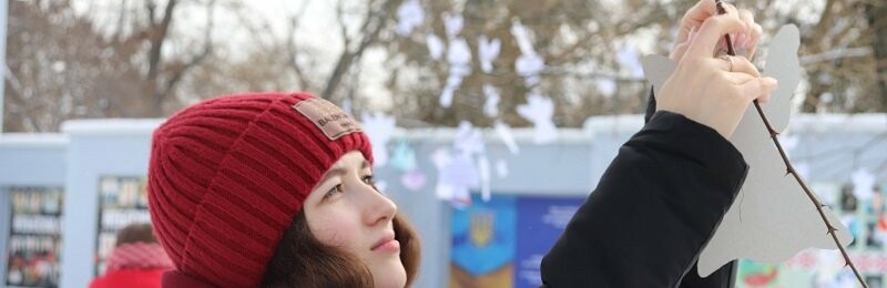 Студенти ХДУ долучились до акції «Ангели пам'яті» Студенти ХДУ долучились до акції «Ангели пам'яті»