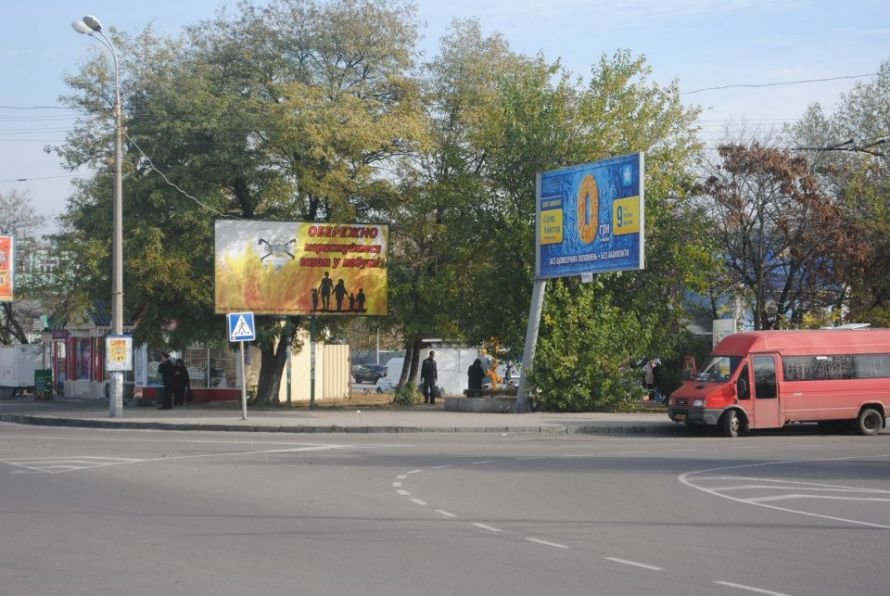 598586_262987223823345_720201064_n