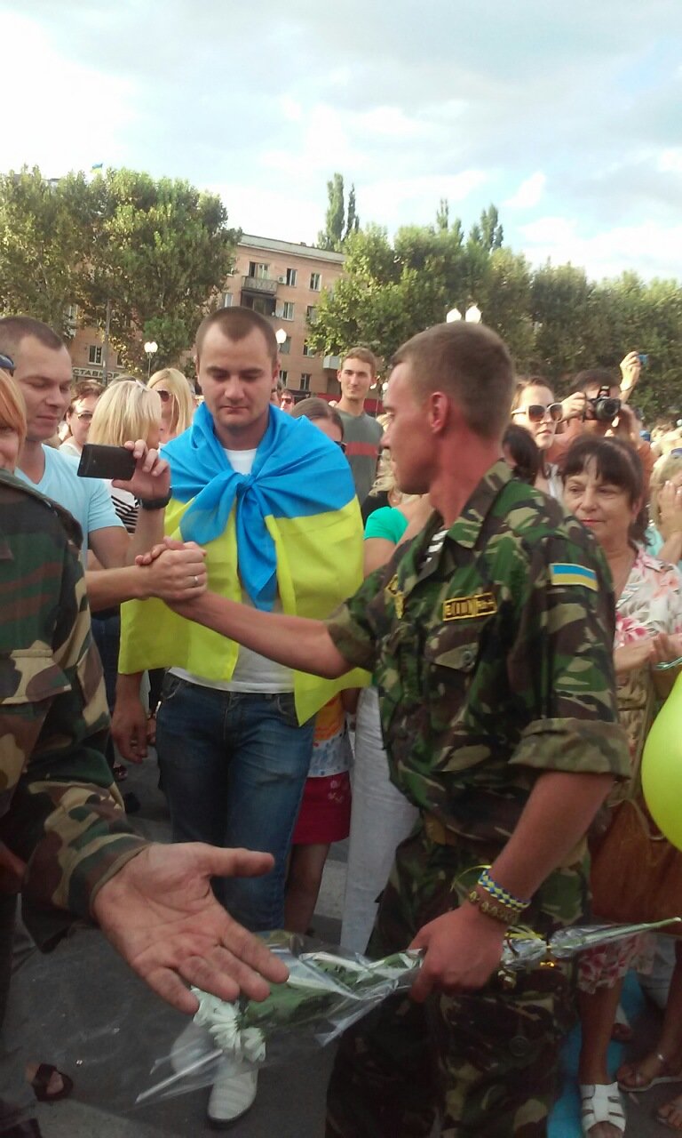 image-03f684ce4e3199186c53db33b8ee64669a09061bc4109e3cb1ac9d7d0d887285-V