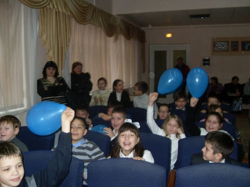 Праздник «Школа безопасности» шагает по Херсону (фото) (фото) - фото 3