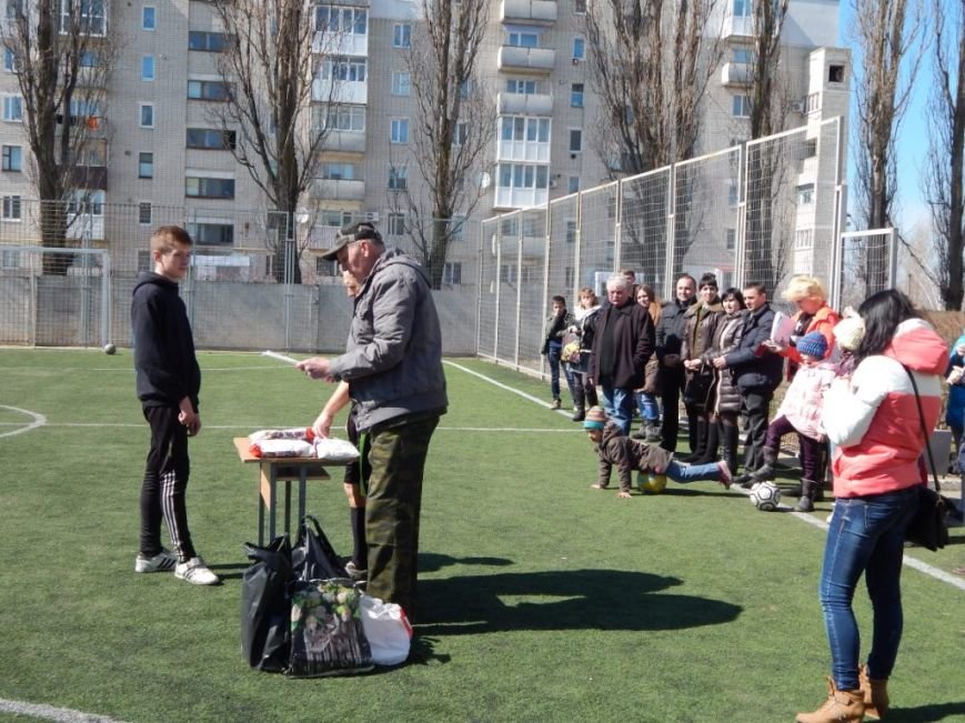 Сотрудники уголовно-исполнительной инспекции Херсонской области приняли участие в школьном мероприятии «Украина Единая» (фото) - фото 3