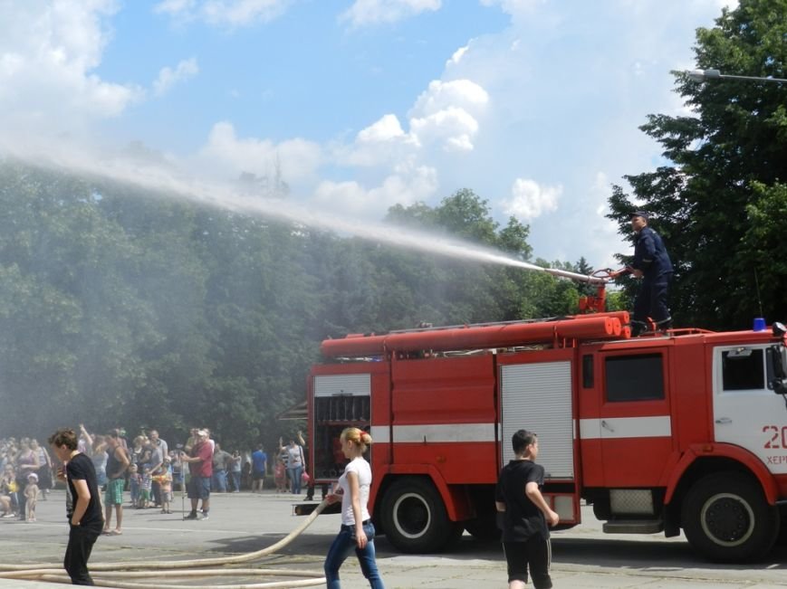 В Херсоне состоялась водная битва. (фото) - фото 4