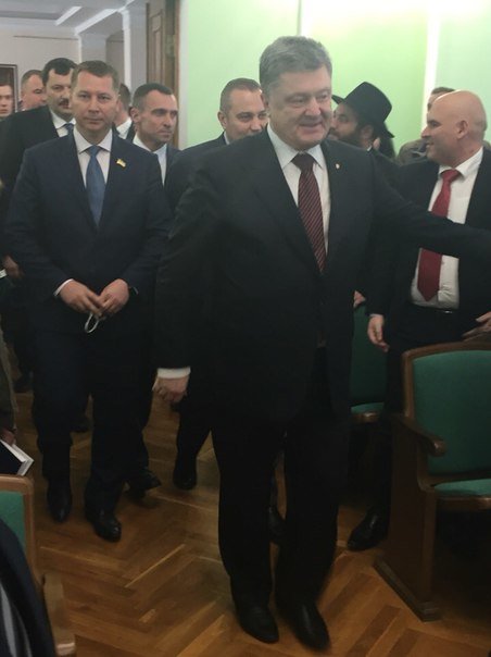 В Херсон прибыл Президент Украины (фото) (фото) - фото 1